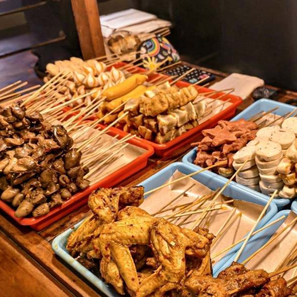 Street food vendor in Sri Lanka offering affordable local cuisine