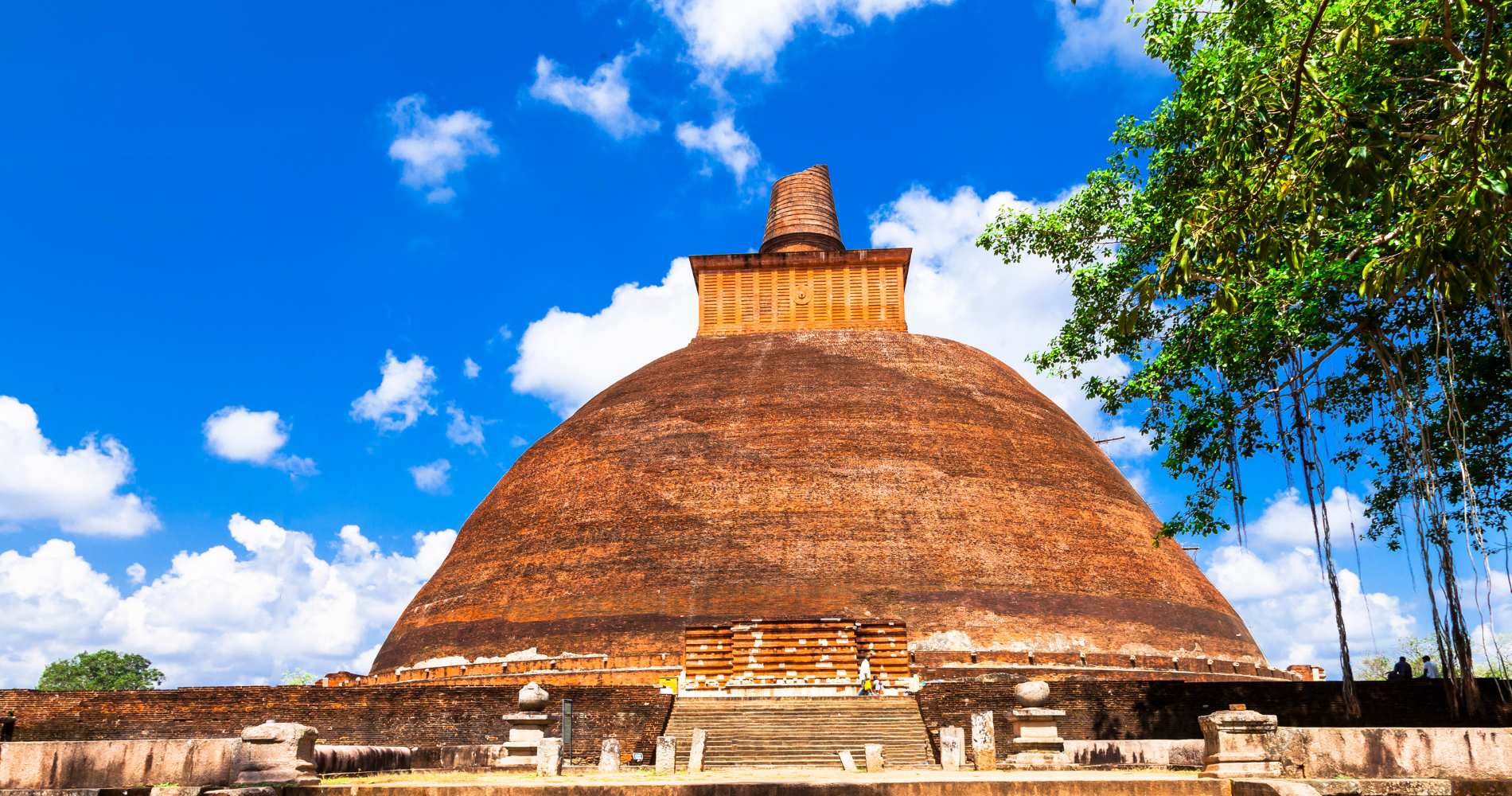 🏛️ Anuradhapura – The Sacred Ancient Capital of Sri Lanka
